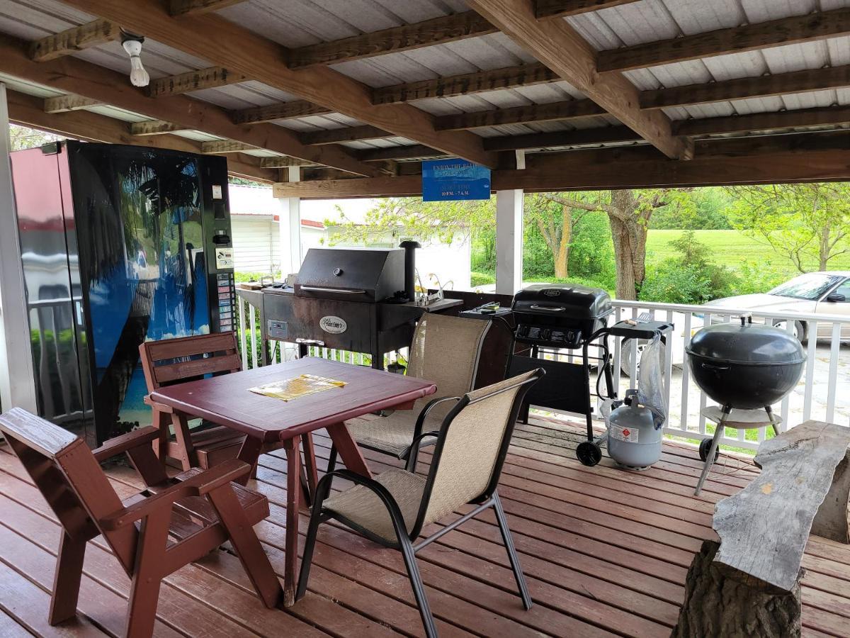 Little River Inn Motel Leon Ngoại thất bức ảnh