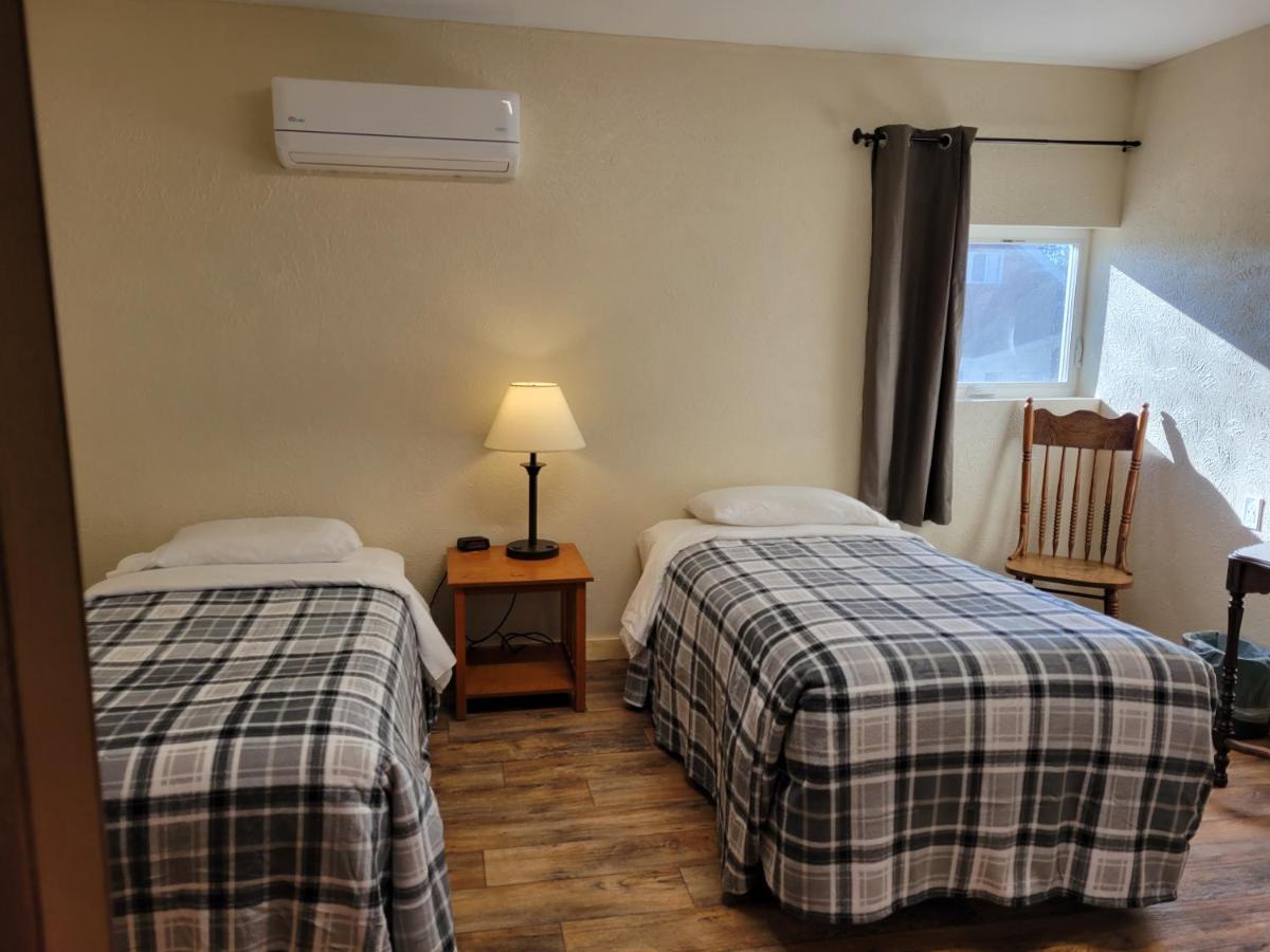 Little River Inn Motel Leon Ngoại thất bức ảnh
