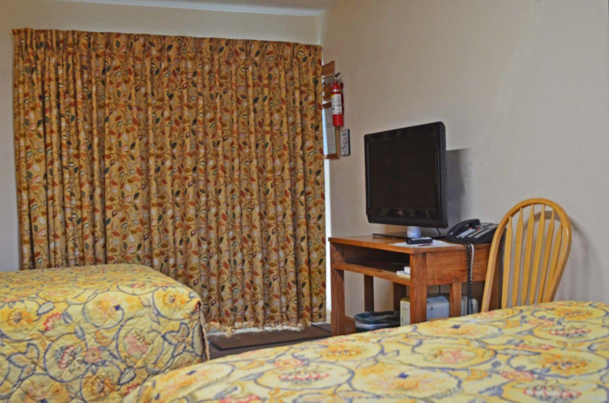 Little River Inn Motel Leon Ngoại thất bức ảnh