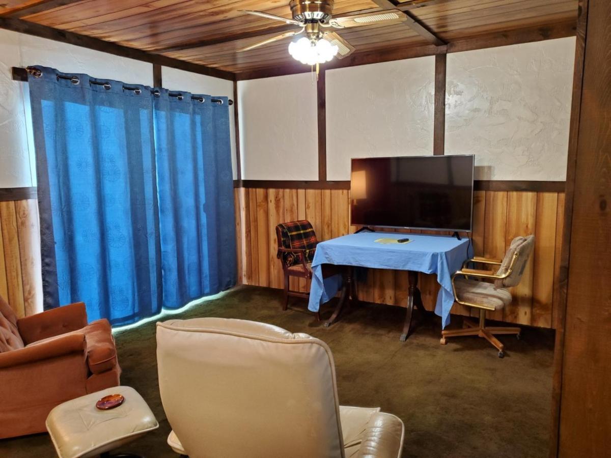Little River Inn Motel Leon Ngoại thất bức ảnh